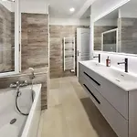 Charmante A Avec Piscine Privee Et Jardin Βίλα *