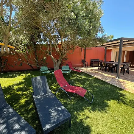 Villa De 3 A A 200 M De La Avec Piscine Privee Et Terrasse Amenagee