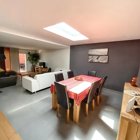Villa De 3 A A 200 M De La Avec Piscine Privee Et Terrasse Amenagee *