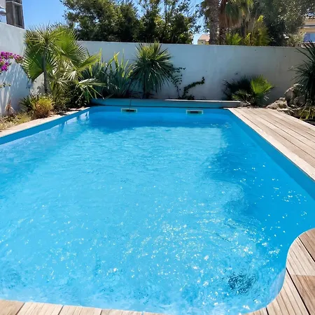 Villa De 3 A A 200 M De La Avec Piscine Privee Et Terrasse Amenagee Agde