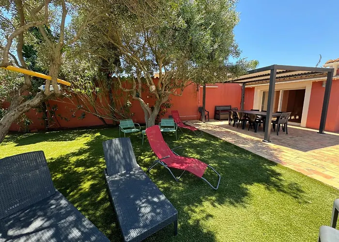 ヴィラ Charmante A Avec Piscine Privee Et Jardin