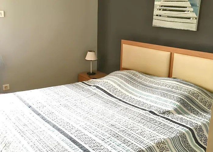 ヴィラ Charmante A Avec Piscine Privee Et Jardin