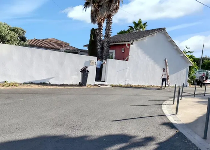 Charmante A Avec Piscine Privee Et Jardin ヴィラ